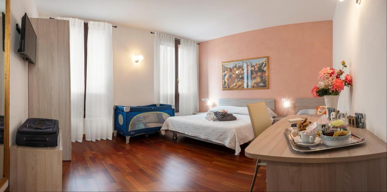 Ca' Degli Specchieri Pensión Venecia